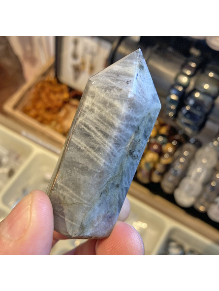 Pointe en Labradorite - 64 Grammes Pointe en Labradorite - 64 Grammes