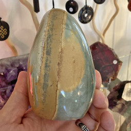 Forme libre en Jaspe Polychrome - 792 Grammes