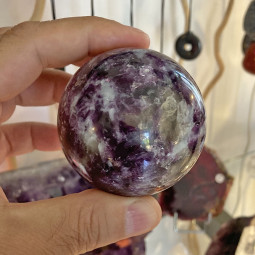 Sphère en Lépidolite Violette EXTRA - 320 Grammes