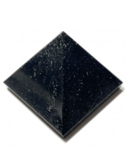 Pyramide en Tourmaline Noire - 400 Grammes