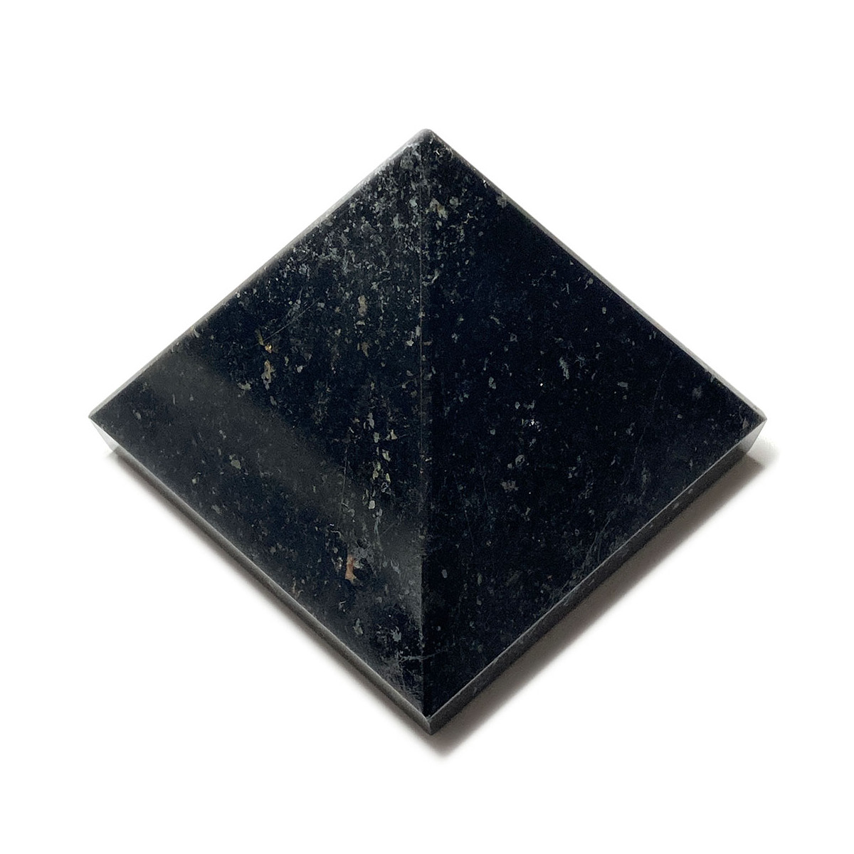 Pyramide en Tourmaline Noire - 400 Grammes