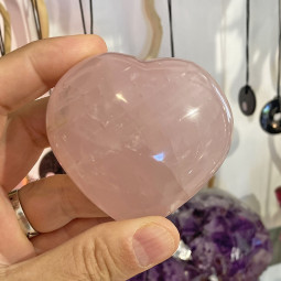 Coeur en Quartz Rose - 205 Grammes