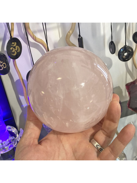 Sphère en Quartz Rose de 11 cm