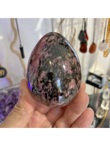 Oeuf en Rhodonite - 417 Grammes