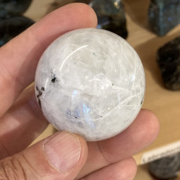 Sphère en Pierre de Lune Blanche 45 mm