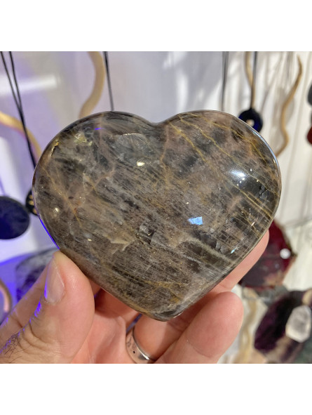 Coeur en Pierre de Lune Noire 272 grammes