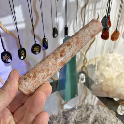 Bâton de massage en Pierre de Soleil - 138 Grammes