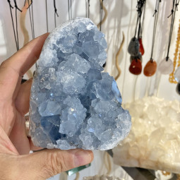 Mini Géode de Célestine - 850 Grammes