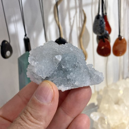 Druse d'Apophyllite de 82 Grammes