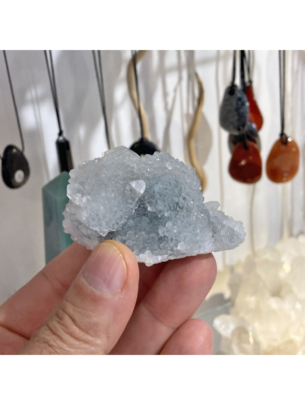 Druse d'Apophyllite de 82 Grammes