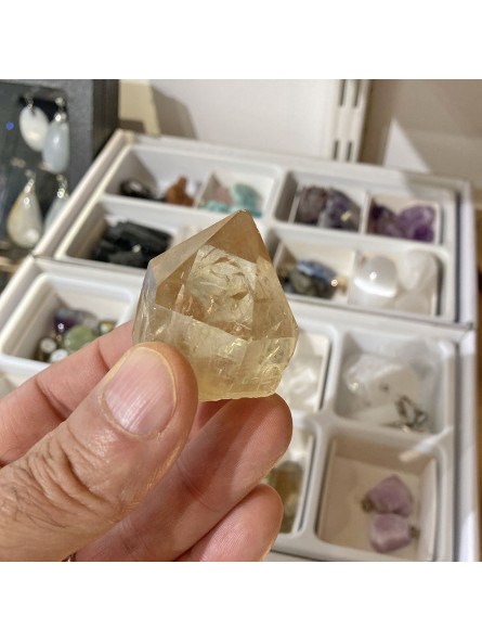 Pointe de Citrine Naturelle Brute - 60 Grammes