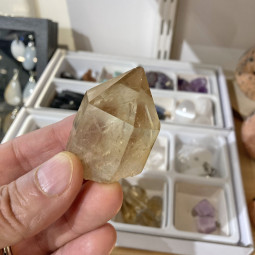 Pointe de Citrine Naturelle Brute - 64 Grammes