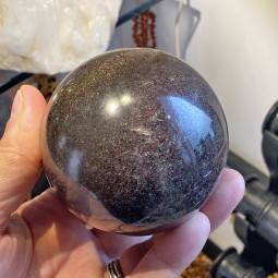 Sphère en Grenat 800 Grammes