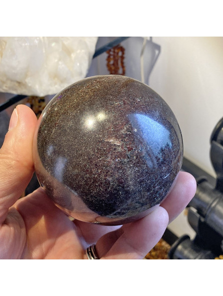 Sphère en Grenat 800 Grammes