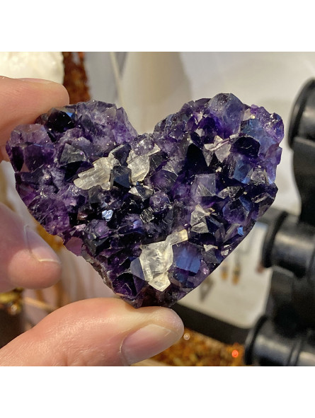 Druse d'Améthyste en Coeur - 105 Grammes
