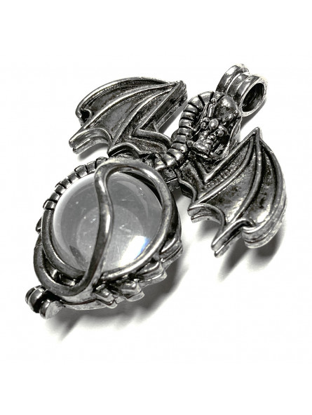 Pendentif Sphère de Dragon et Cristal de Roche Pendentif Sphère de Dragon et Cristal de Roche