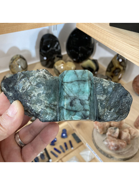 Bloc Brut d’Émeraude Naturelle Poli - Pièce Unique