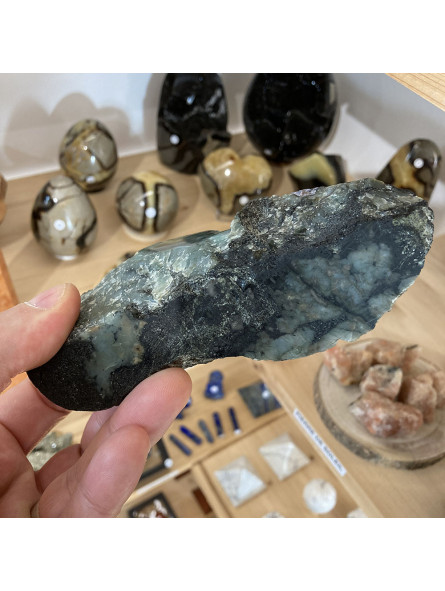 Bloc Brut d’Émeraude Naturelle Poli - Pièce Unique