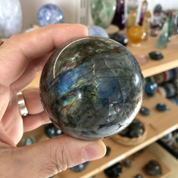 Sphère en Labradorite de 7 cm