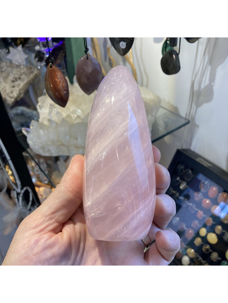 Forme libre en Quartz Rose - 626 grammes