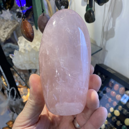 Forme libre en Quartz Rose - 626 grammes