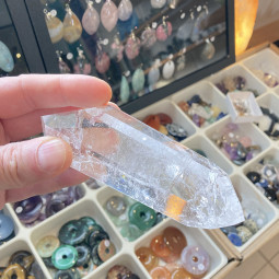 Pointe en Cristal de Roche Polie Biterminée - 248 Grammes