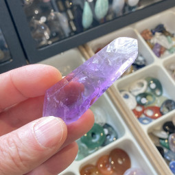 Pointe Biterminée en Améthyste - 33 Grammes