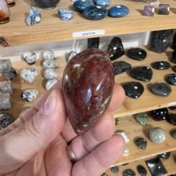 Coeur en Jaspe Rouge - 130 Grammes