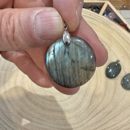 Pendentif de Protection en Labradorite