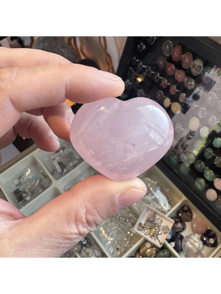 Coeur en Quartz Rose - 60 Grammes