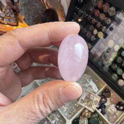 Coeur en Quartz Rose - 60 Grammes