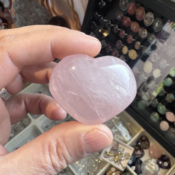 Coeur en Quartz Rose - 60 Grammes