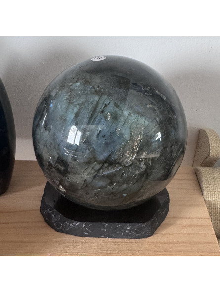 Socle en Shungite pour Sphères et minéraux