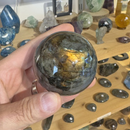 Sphère en Labradorite de 6 cm