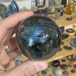 Sphère en Labradorite EXTRA de 68 mm de Diamètre