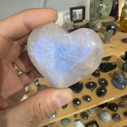 Coeur en Pierre de Lune - 100 grammes