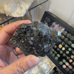 Tourmaline Noire Brute - 163 Grammes
