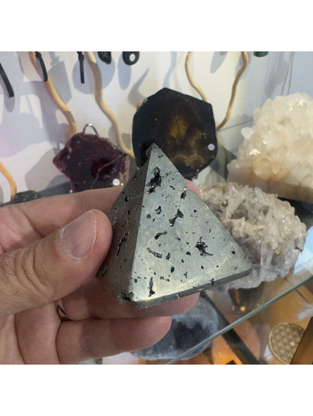 Pyramide en Pyrite - 180 Grammes