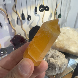 Pointe en Calcite Orange - 84 Grammes