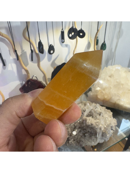 Pointe en Calcite Orange - 84 Grammes