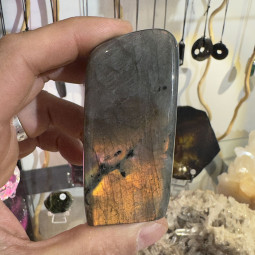 Forme libre en Labradorite - 158 Grammes