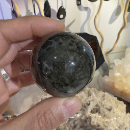 Sphère en Labradorite EXTRA de 56 mm de Diamètre