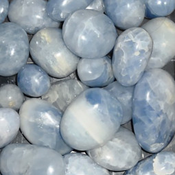 Galet de Calcite Bleue