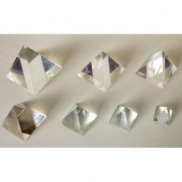 Pyramide de Cristal