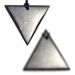 Pendentif Triangle en Shungite
