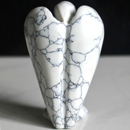 Ange en Howlite