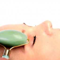 Rouleau de Massage en Serpentine Vibrations Cristallines