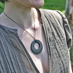 Pendentif en Shungite en Forme de Cercle