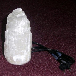 Lampe en Sélénite