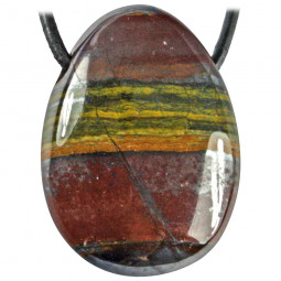 Pendentif Percé en Oeil de Fer